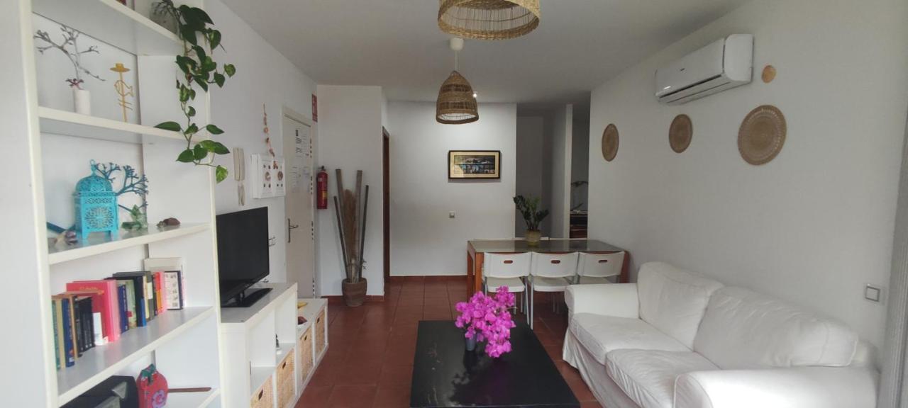 Piedranegra, Apartamento Completo Con Patio, Terraza Y Bbq Rodalquilar Eksteriør billede